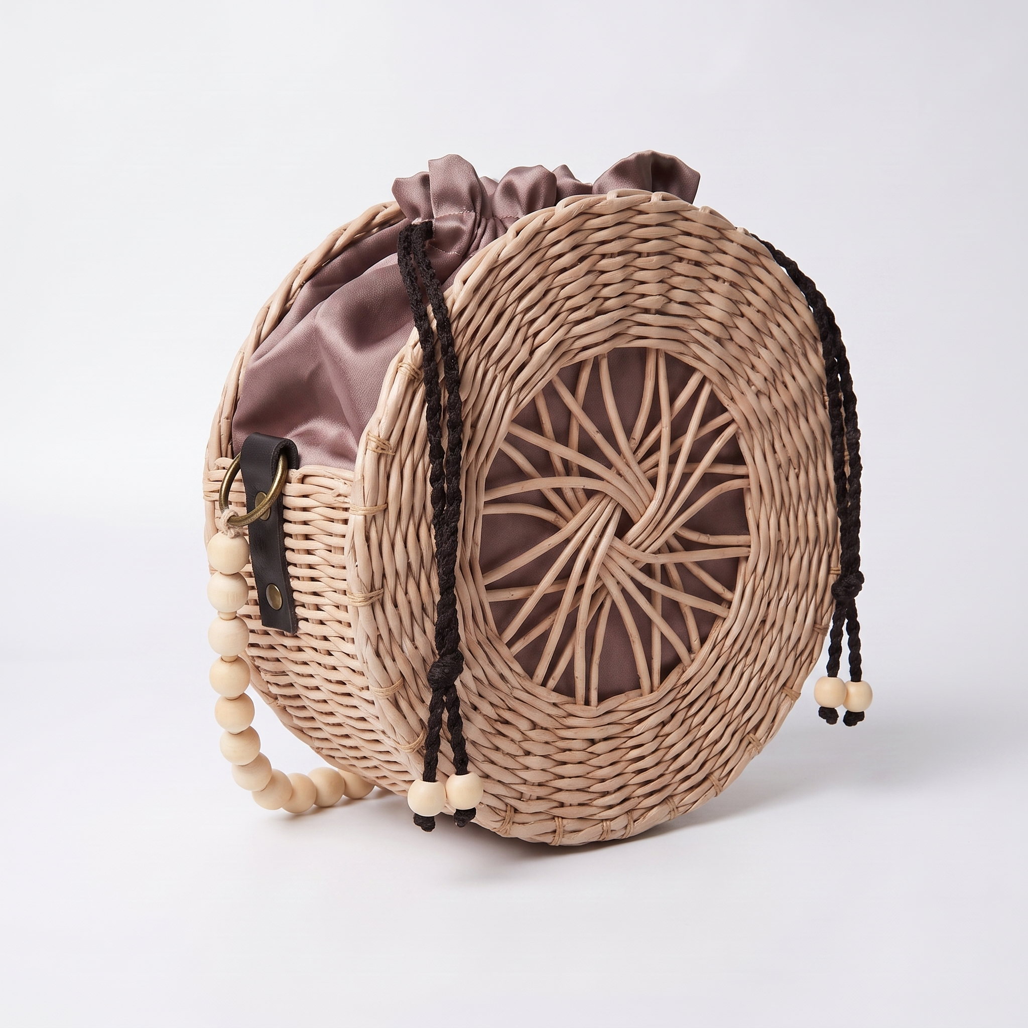 Title: Handcrafted Round Paper Wicker Bag "Aura" 8