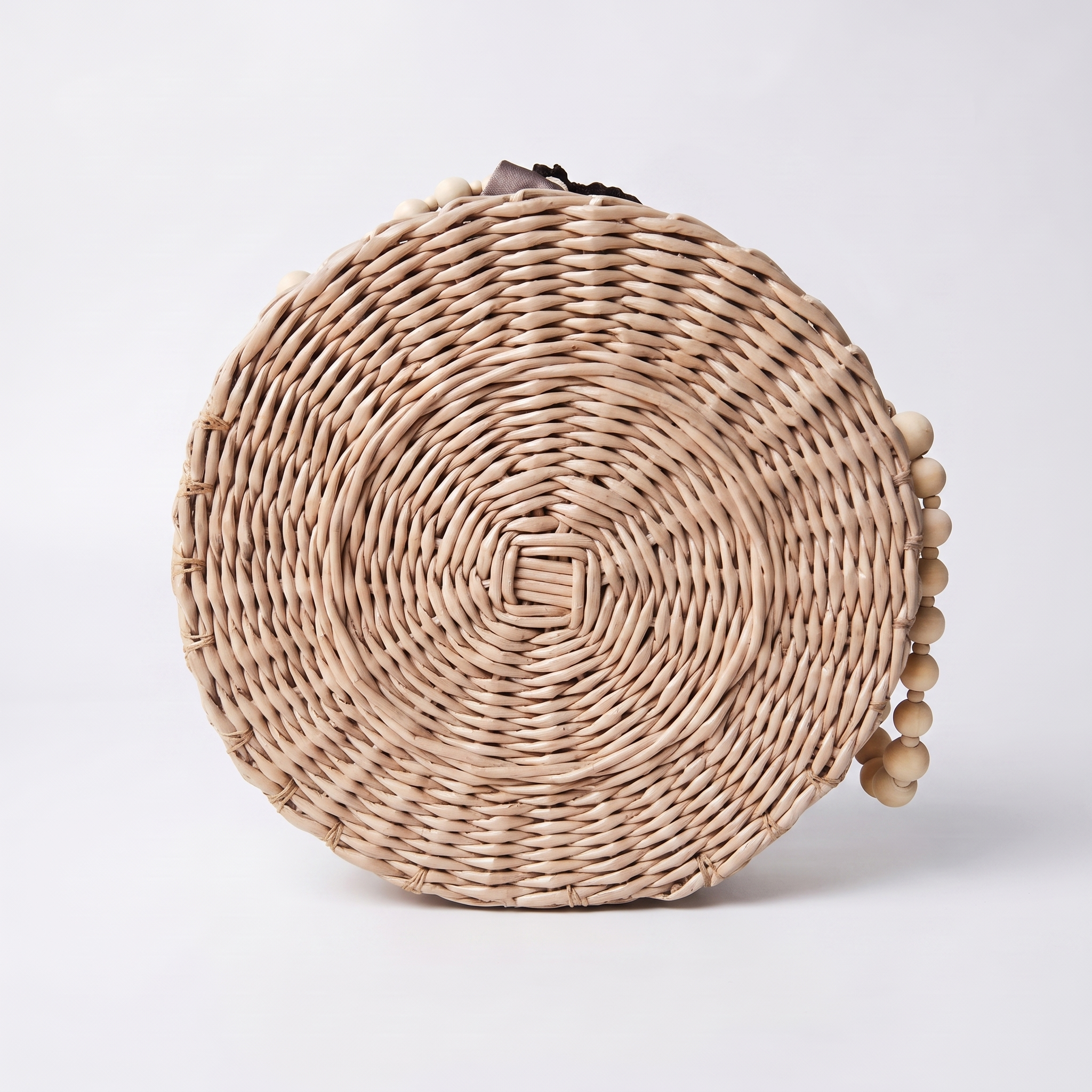 Title: Handcrafted Round Paper Wicker Bag "Aura" 9
