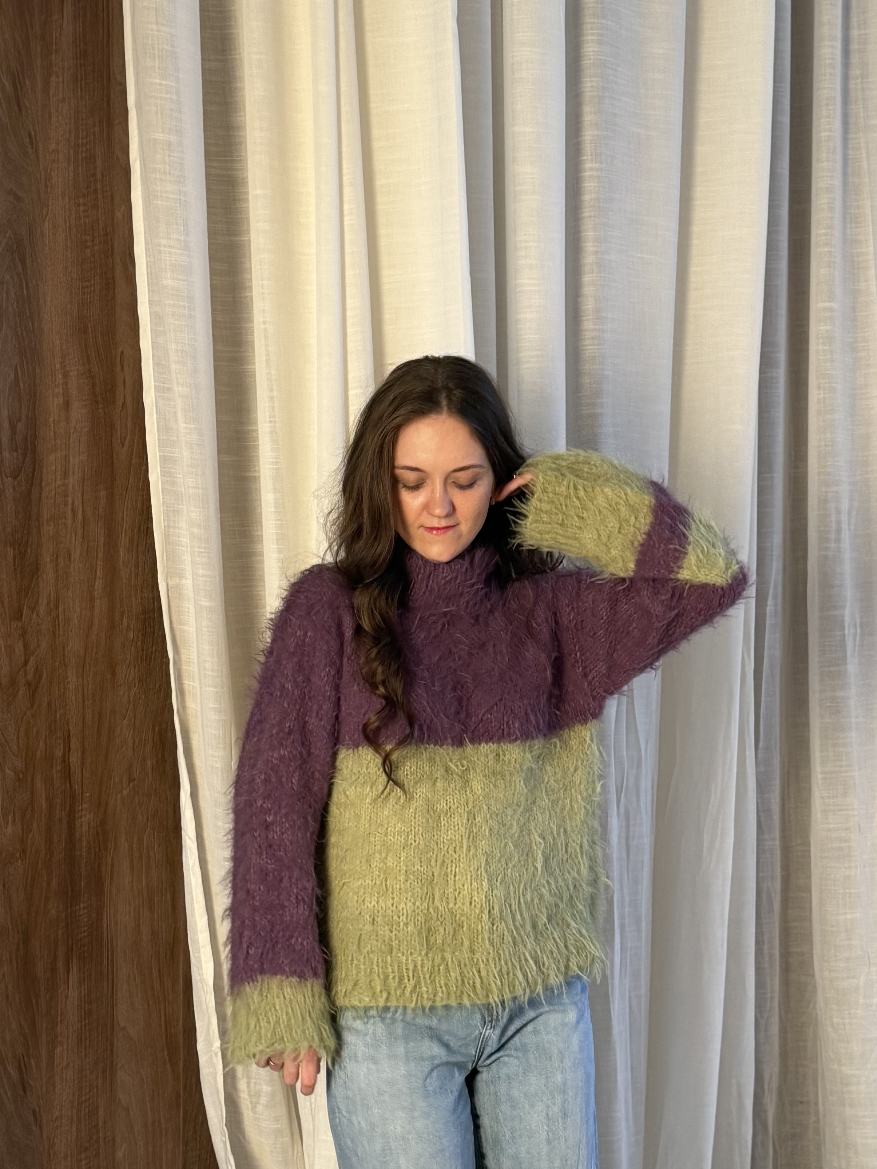Fuzzy Color-Blocked Knit Sweater 4