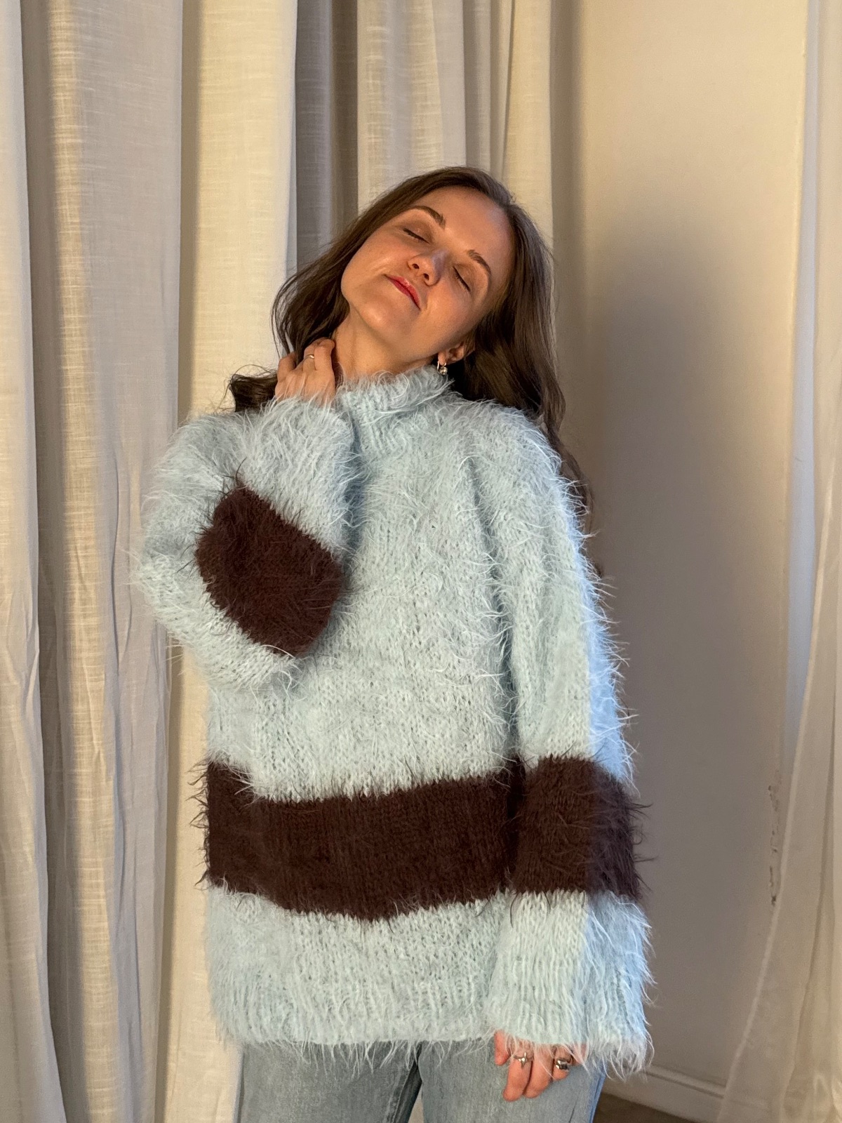 Fuzzy Color-Blocked Knit Sweater 2
