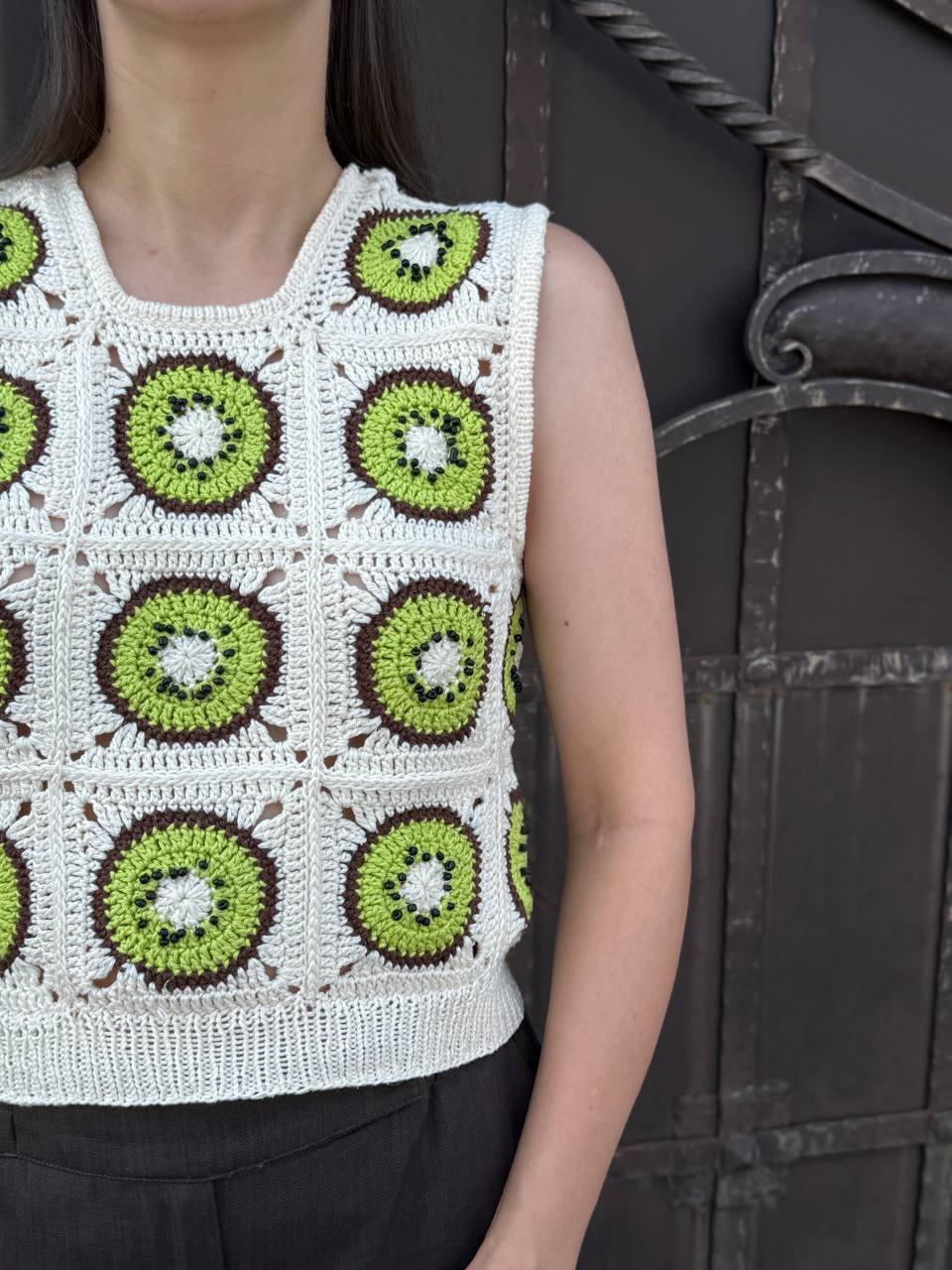 Kiwi Motif Granny Square Crochet Vest 2